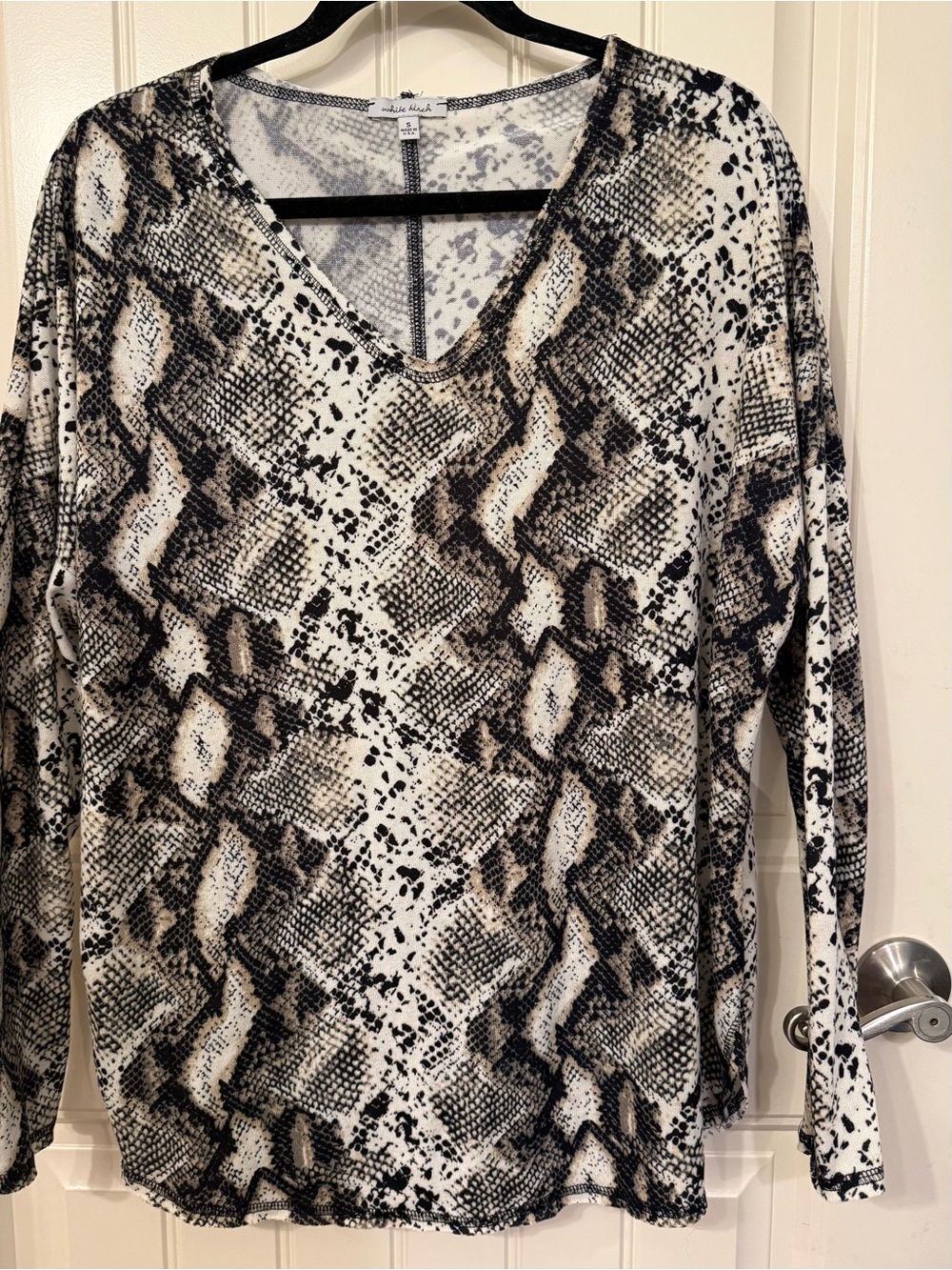 New without Tags White birch Black, White & Cream Snake Print Long Sleeve V-Neck